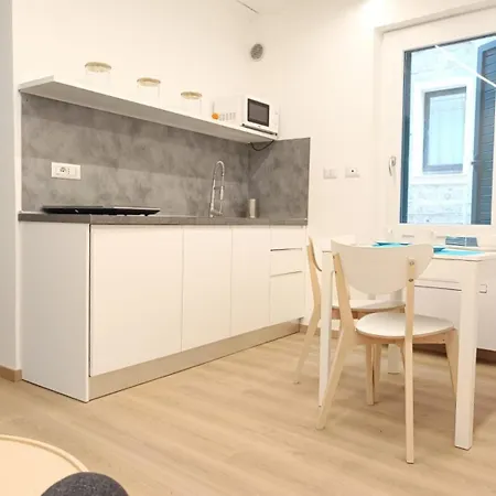 Apartment Loft Delitala 1 *